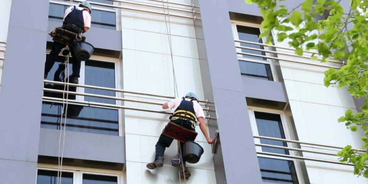 So bereiten Sie Ihr Gebäude für die Reinigung der Fassade in Düsseldorf vor