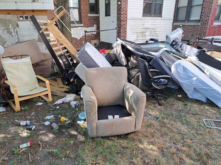 Junk-Removal-in-Boston-MA